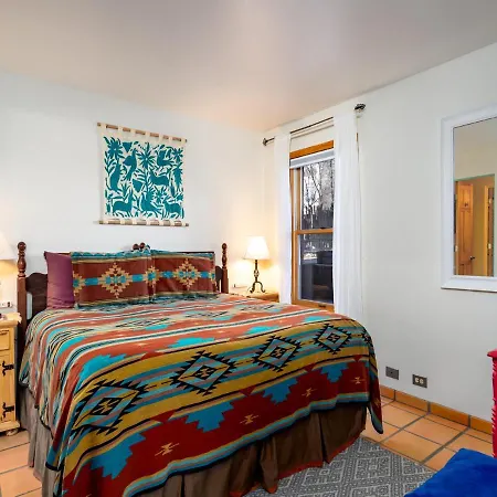Apartment Cielo Grande 113, 2 Bedrooms, Fireplace, Pet Friendly, Sleeps 4 *